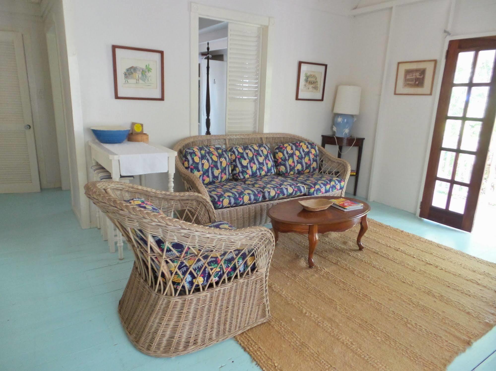 Galley Bay 3*