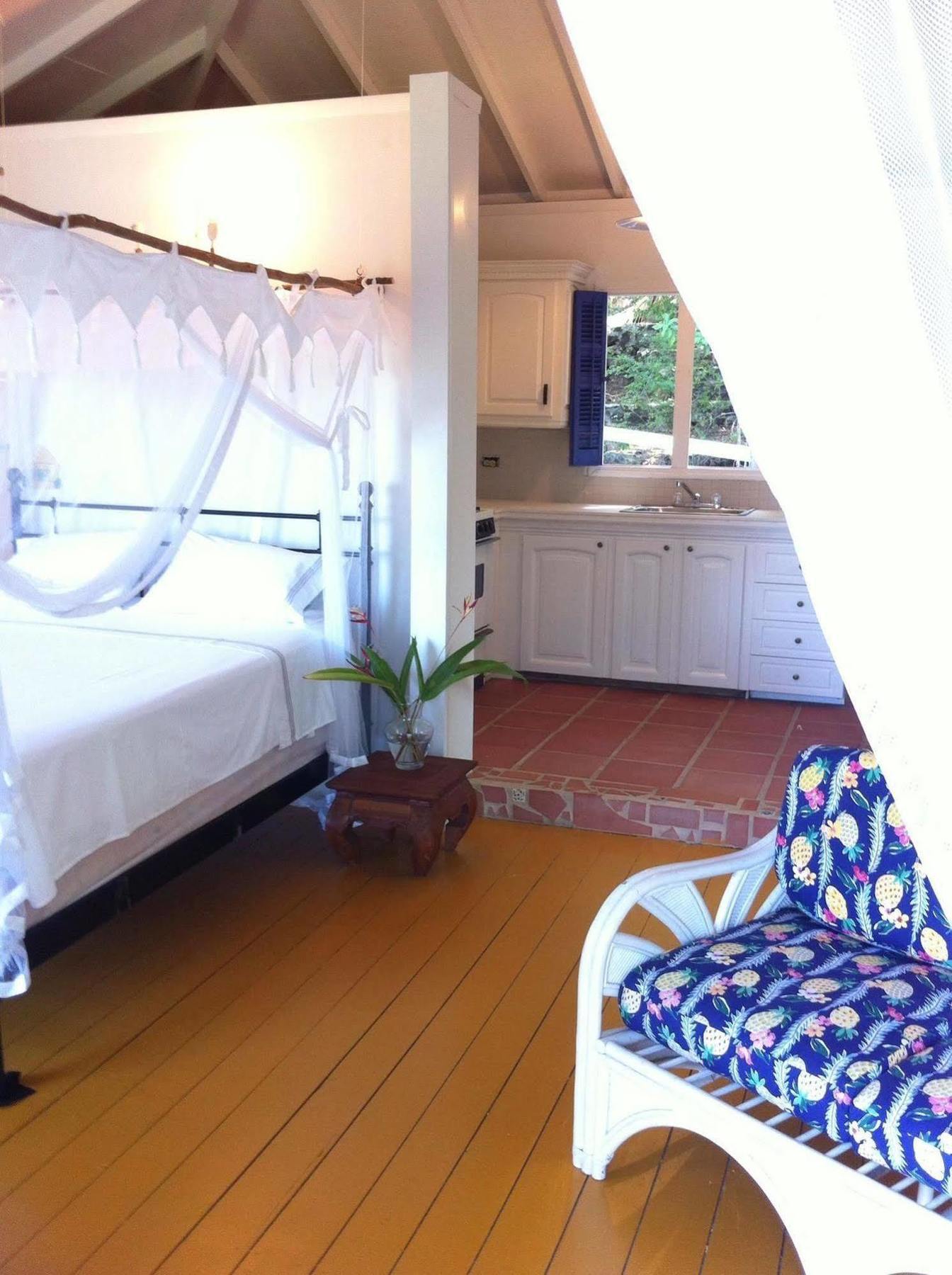 Galley Bay 3* Five Islands Village