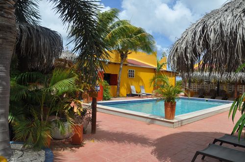 Aparthotel Yacht Club