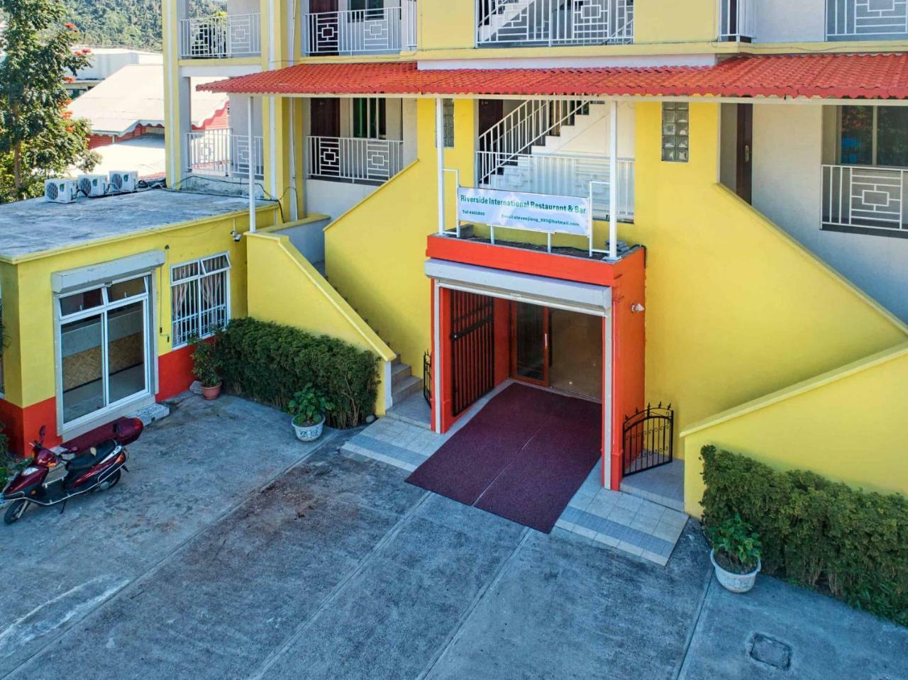 Hotel Riverside 3*