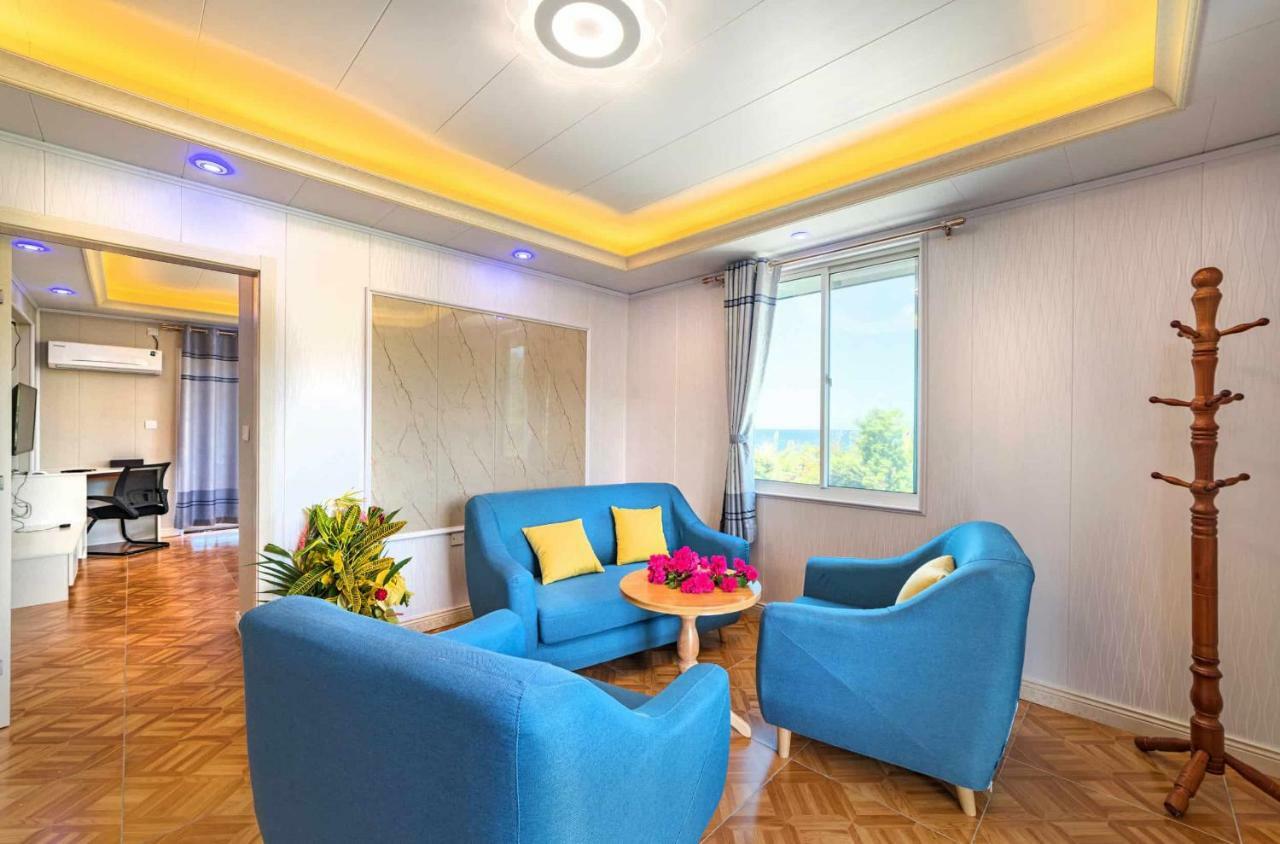 Riverside Hotel 3*