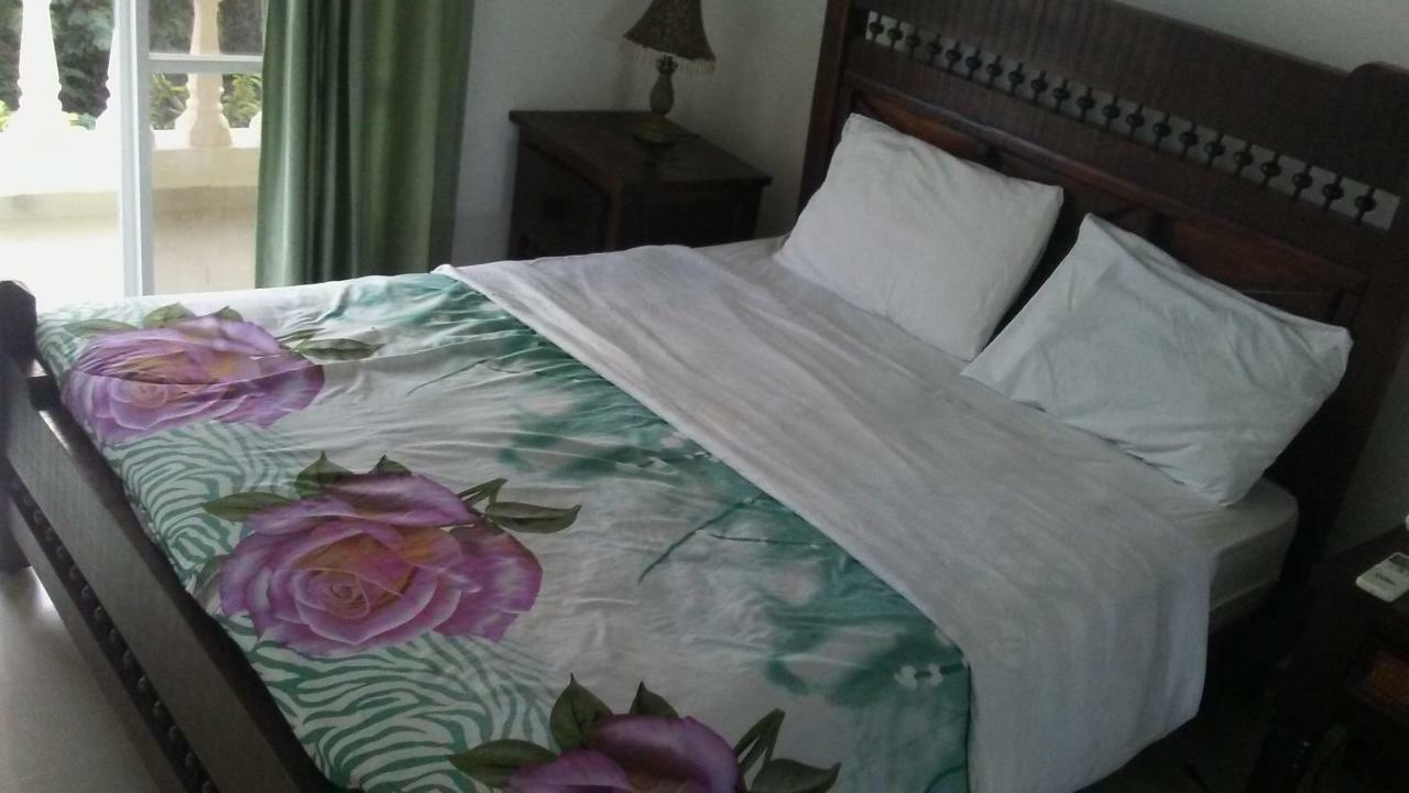 Rolando Share Bed & Breakfast *