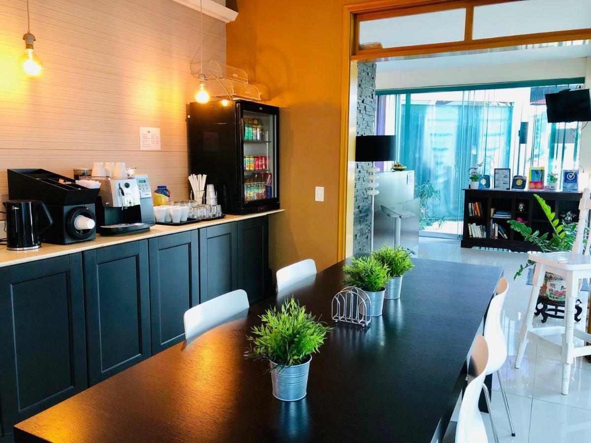 Quints Travelers Hotel 3*