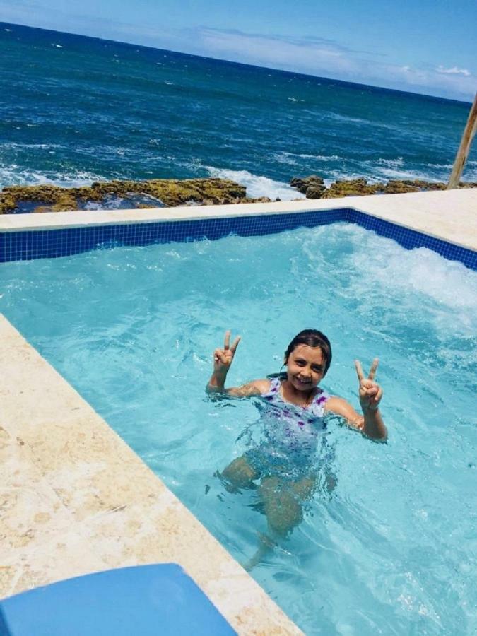 Hotel Discovery & At 681 Ocean Drive
