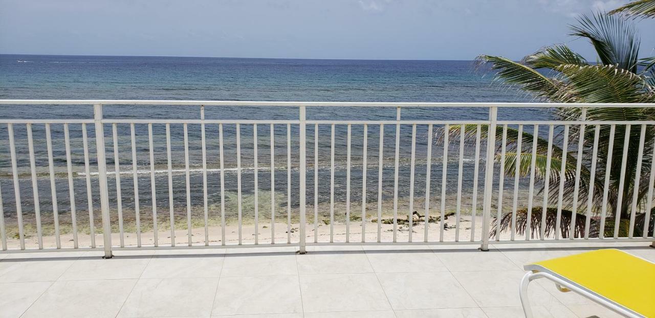 Resort Ocean Paradise Brinkleys