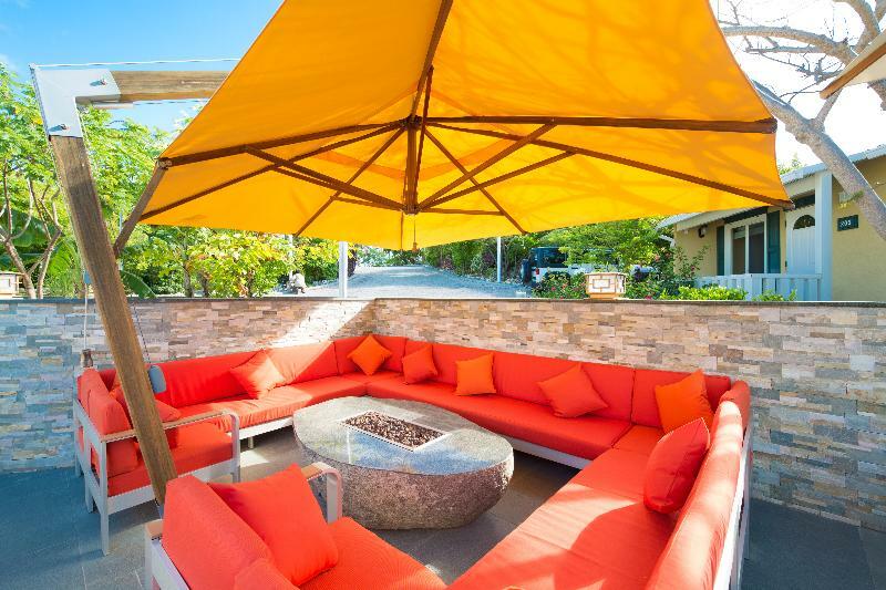 Kokomo Botanical - Caribbean Family Resort