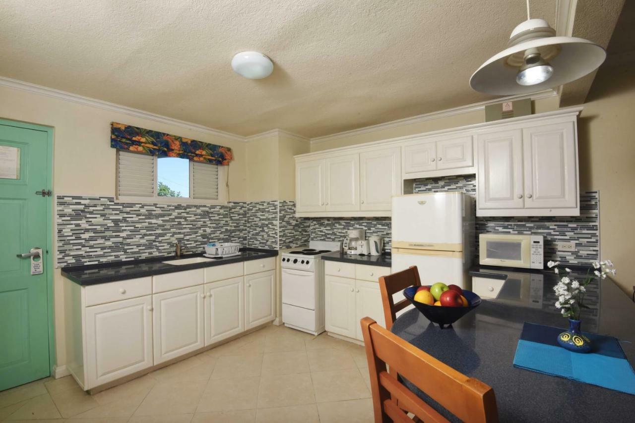Blue Orchids Beach 3* Bridgetown