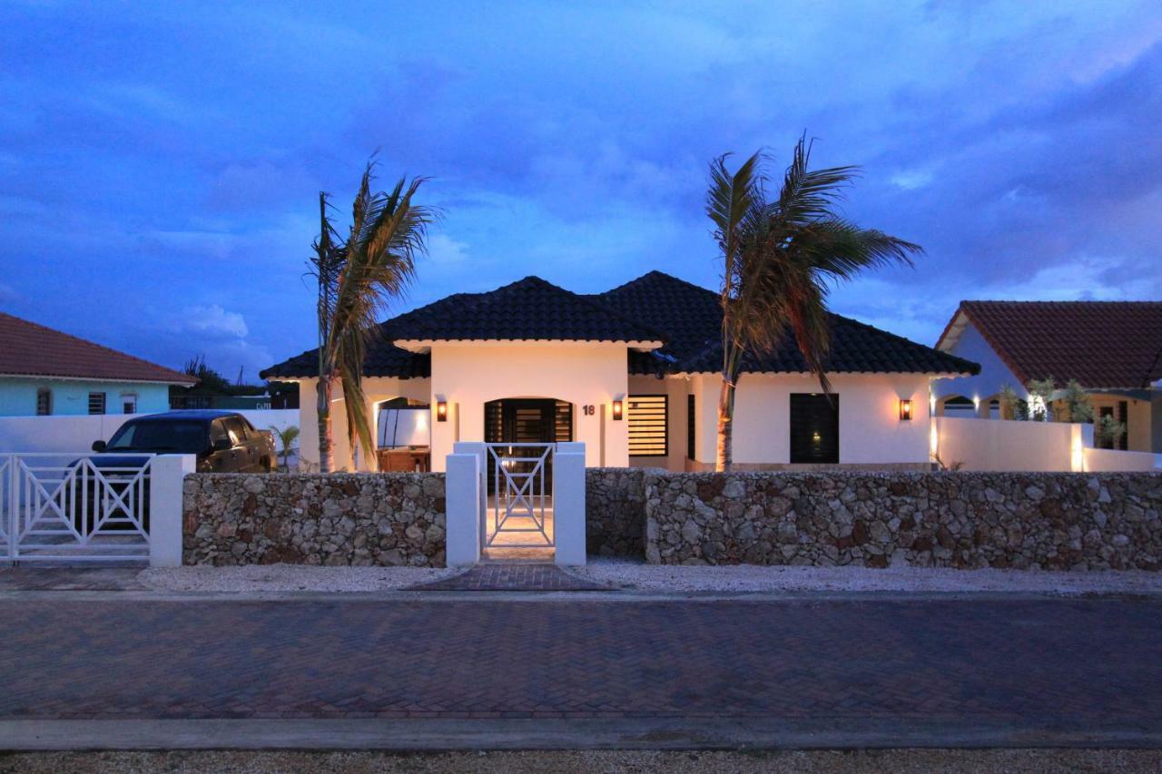 Bonaire Village Playa