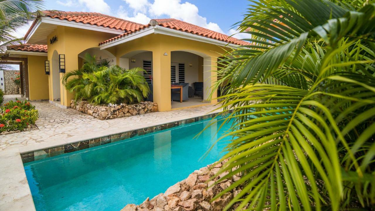 Resort Bonaire Village Playa