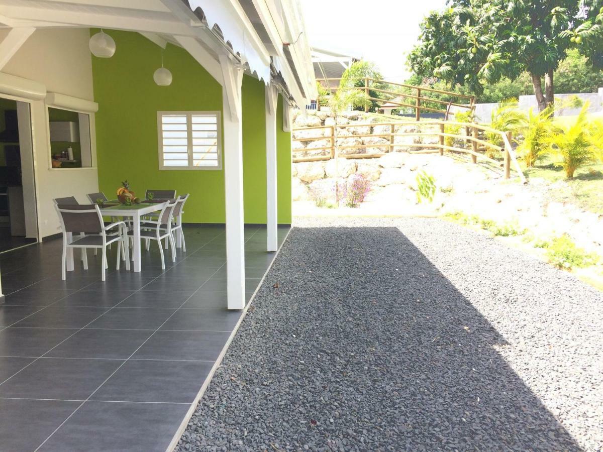 Dylis Villa