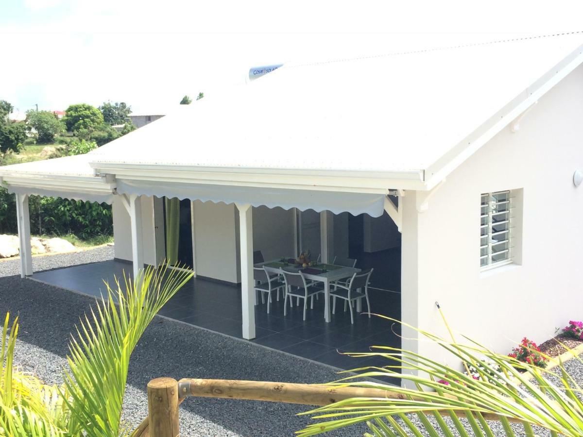 Dylis Villa *