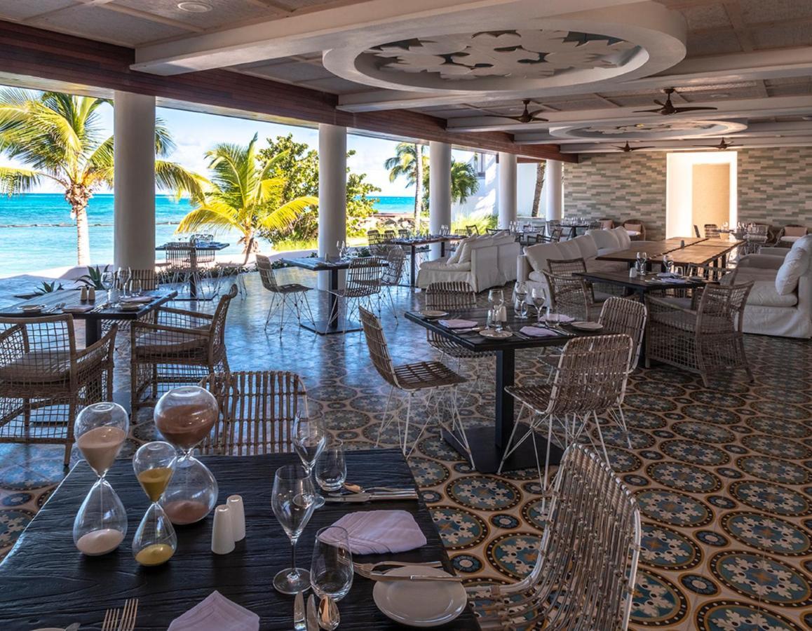 Hodges Bay & Resort 4*
