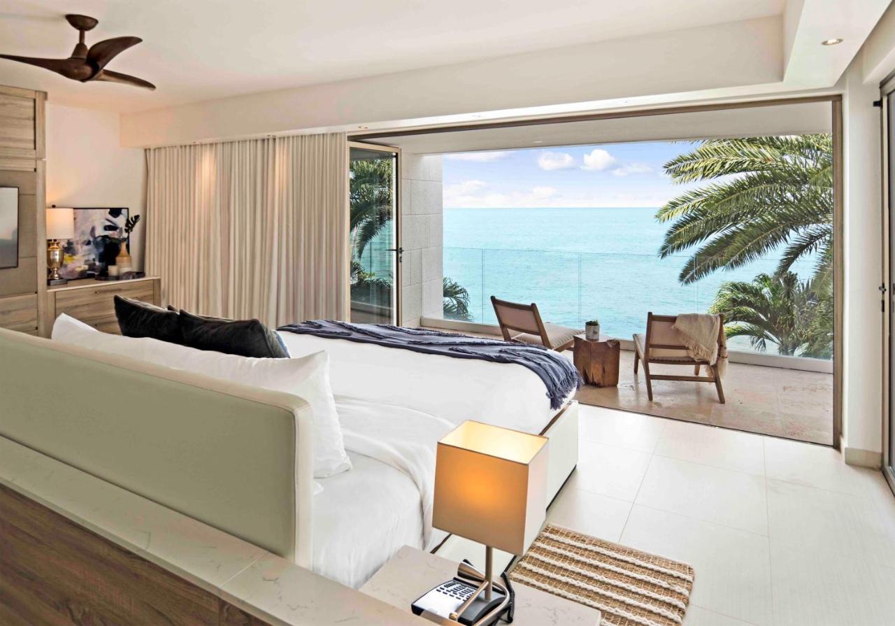 Hodges Bay & 4* St. John's
